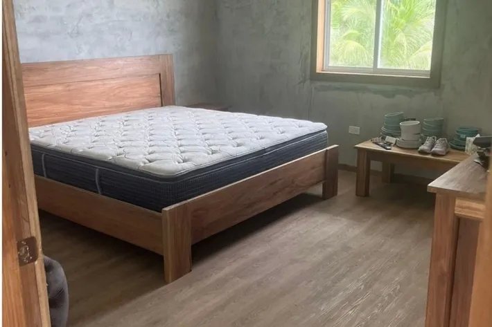 Se vende casa en Bocas del Toro