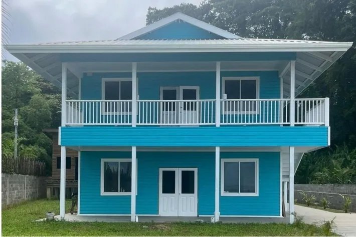 Se vende casa en Bocas del Toro