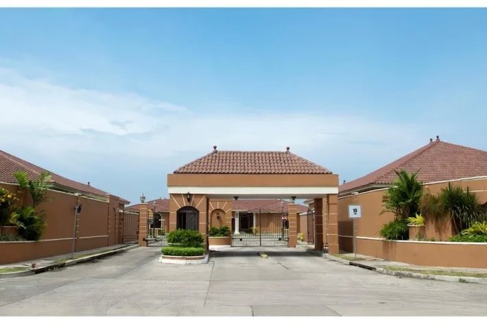 House for sale in Sunset Coast, Costa Sur