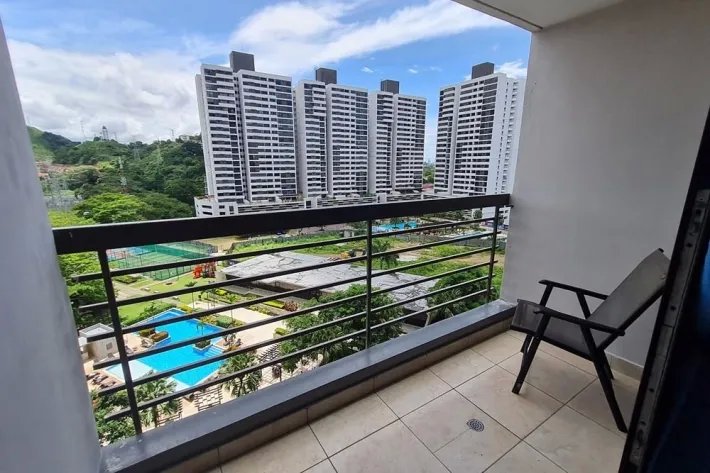 Venta de apartamento en Country Club, Condado del Rey