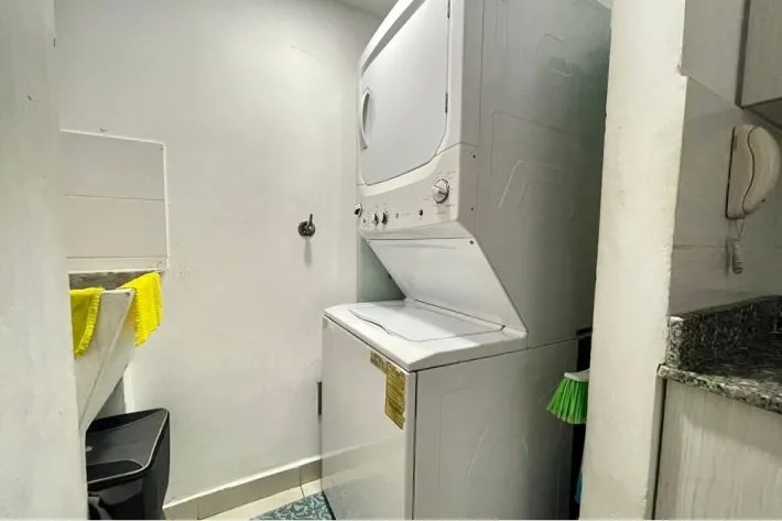 Se vende apartamento en Vía España