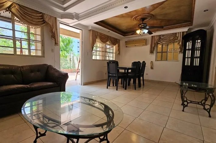 Se alquila casa duplex en Dorado Lakes, Condado del Rey