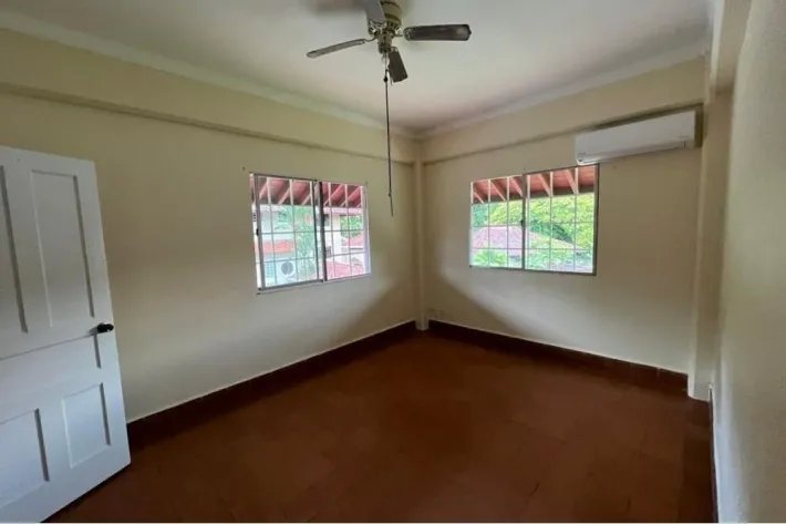 Venta de casa en Albrook, Panamá