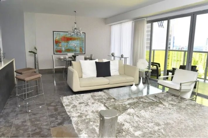Alquiler de Apartamento en Yoo Panamá  Arts Tower, Avenida Balboa
