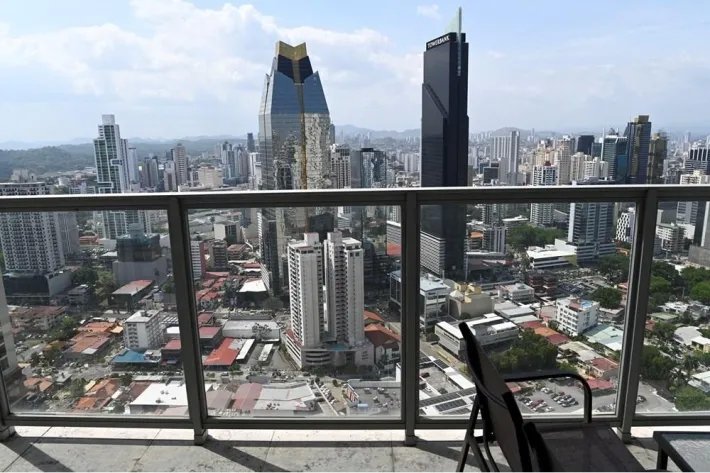 Alquiler de Apartamento en Yoo Panamá  Arts Tower, Avenida Balboa