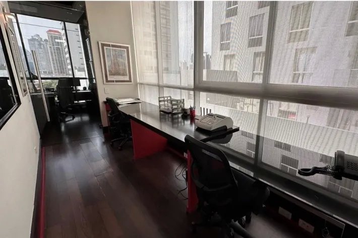 Se vende oficina en San Francisco