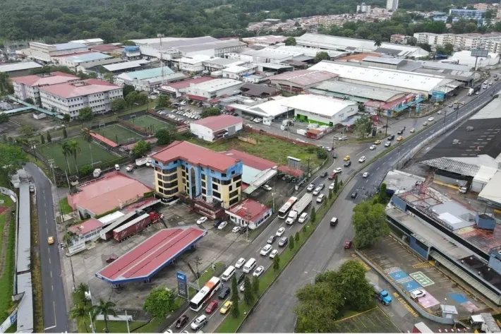 Se vende lote de terreno en Vía Ricardo J. Alfaro, Panamá