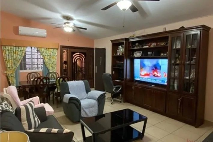 Venta de casa en Chorrera, Altos del Campo