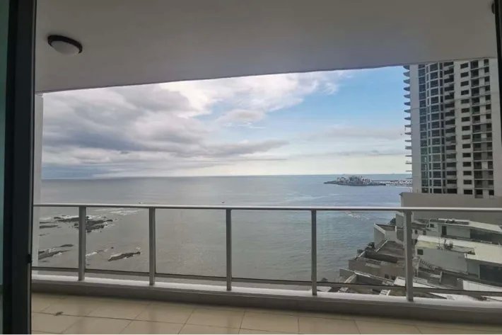 Venta de apartamento en Punta Pacífica, Panamá