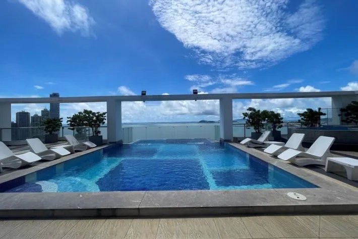 Venta de apartamento en PH Villa del Mar, Avenida Balboa