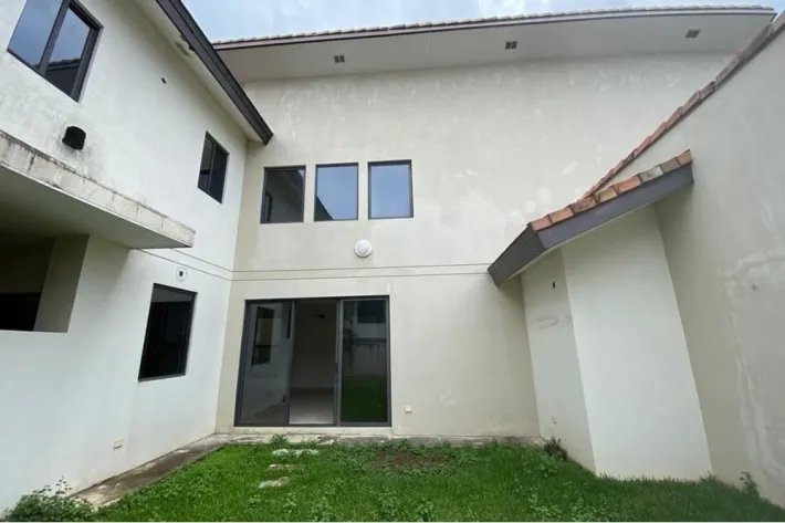 Se vende casa en Panamá Pacífico