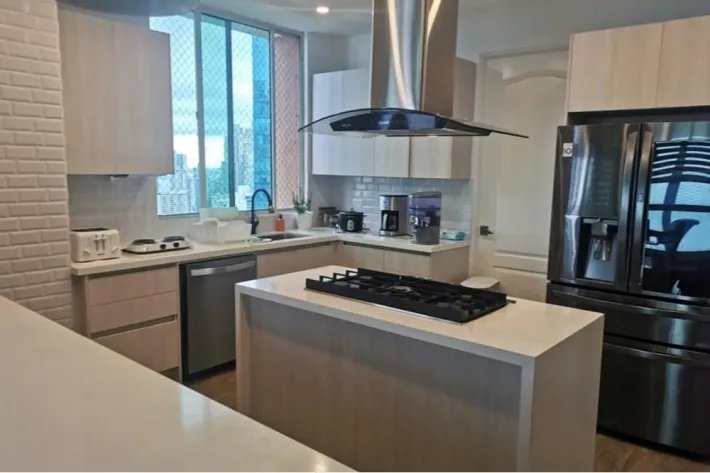Venta de apartamento en Punta Pacífica, Panamá