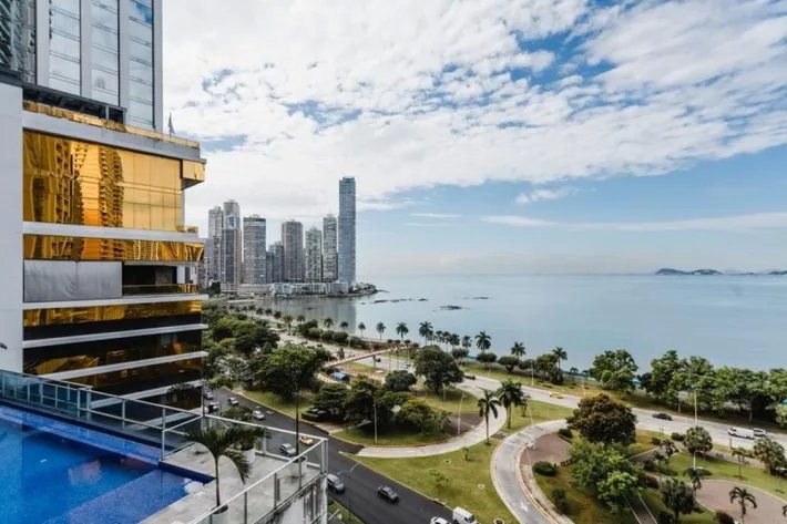 Alquiler de apartamento en PH Yoo Residences, Avenida Balboa