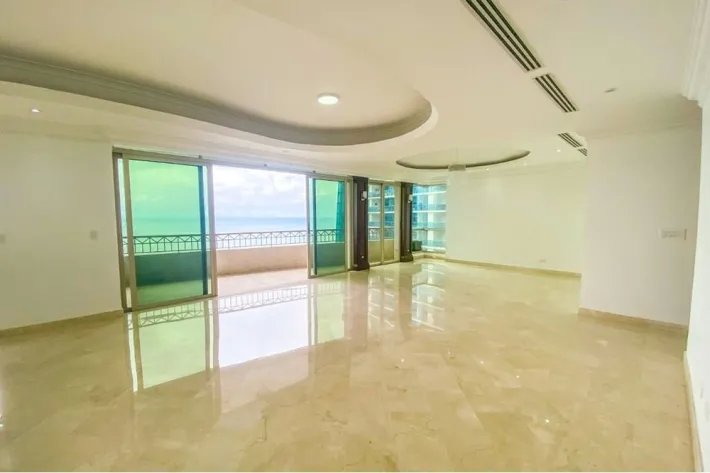 Apartment for sale in Pacific Point Tower 600, Punta Pacifica