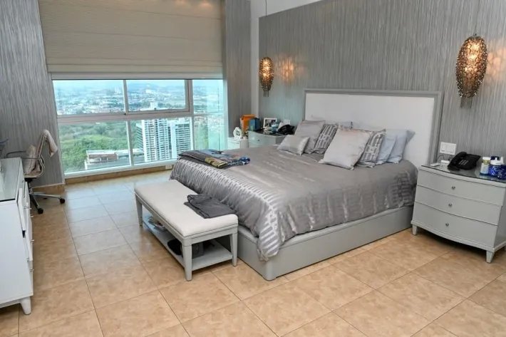 Penthouse for sale in PH Titanium, Costa del Este