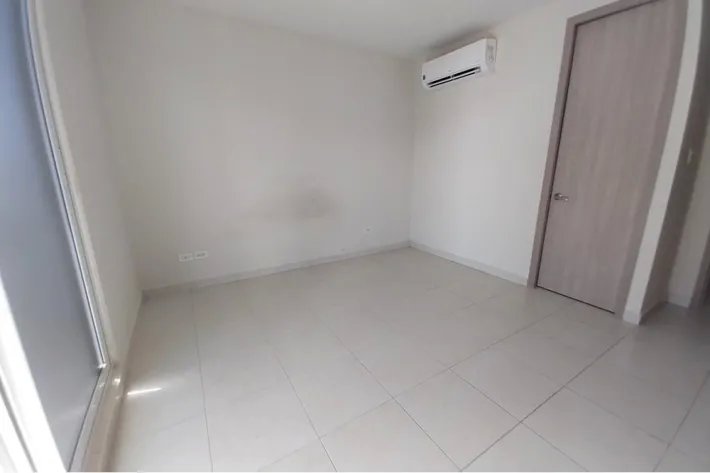 Se vende apartamento en Versalles, Juan Díaz