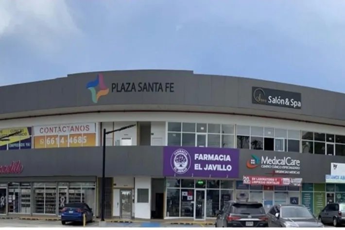 Alquiler de local comercial en Plaza Santa Fe, La Siesta, Tocumen