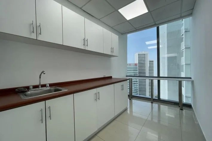 Office for rent in the Financial Park, Costa Del Este
