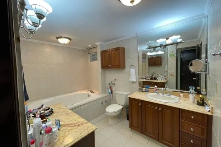 Se vende casa en Villa Lilla, San Francisco