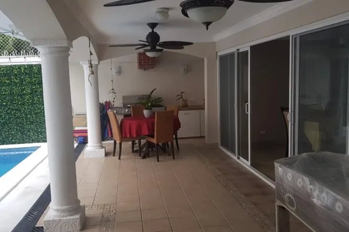 Venta de casa en Urbanización La Alameda, Betania