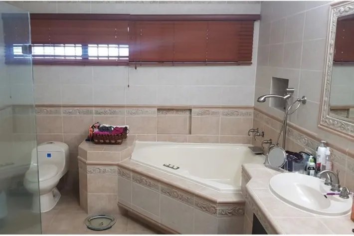 Alquiler de casa en La Alameda, Betania