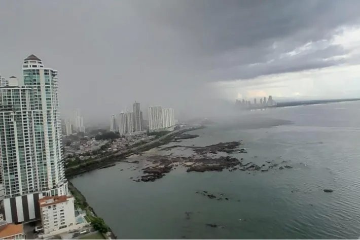 Alquiler de apartamento tipo loft en Punta Pacífica, Ciudad de Panamá