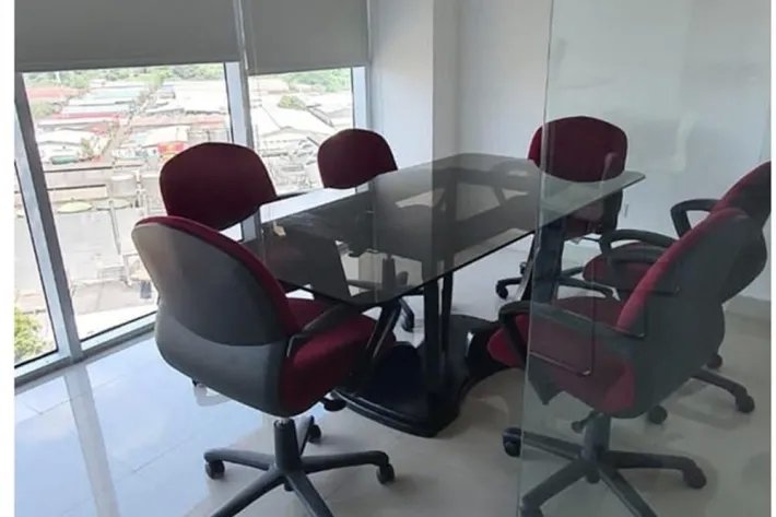 Venta de oficina en Edison Corporate Center, Betania