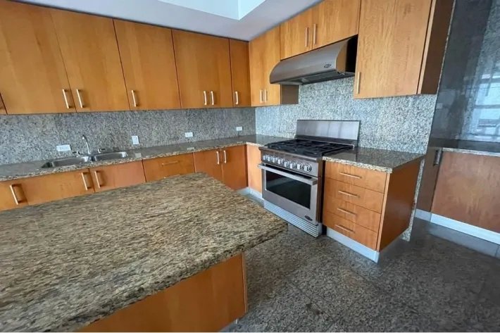 Venta de apartamento en The Point, Punta Paitilla