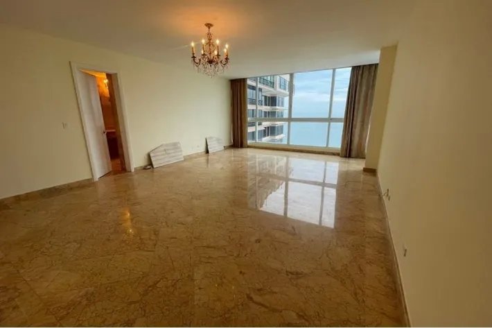 Venta de apartamento en The Point, Punta Paitilla