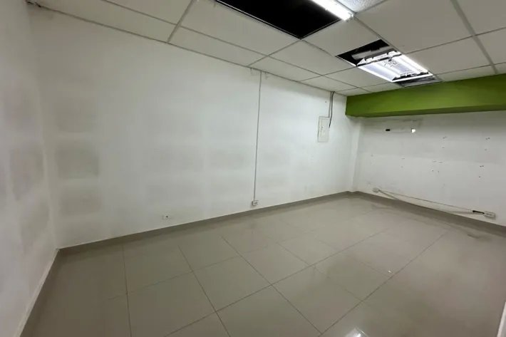 Alquiler de local comercial en Plaza Inca, Avenida Manuel Espinosa, Bella Vista