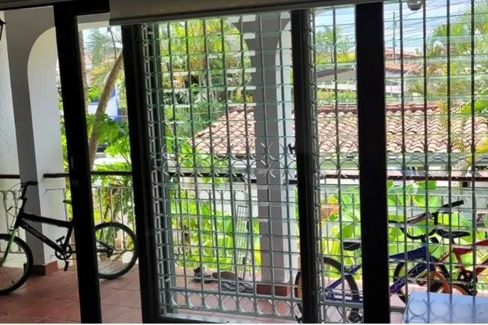 Alquiler de casa de 3 pisos en La Alameda, Ciudad de Panamá