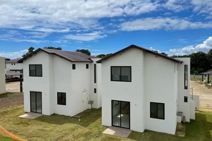 Se Vende Casa Dúplex en Costa Verde, Panamá Oeste