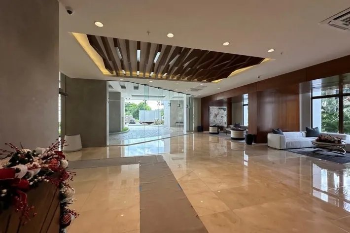 Venta de apartamento en The Colonial, Santa María