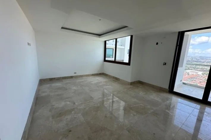 Venta de apartamento en The Colonial, Santa María
