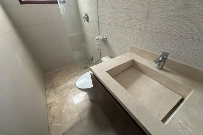 Venta de apartamento en The Colonial, Santa María