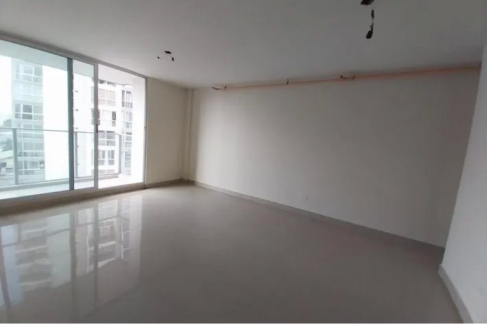 Se vende apartamento en Carrasquilla, Panamá