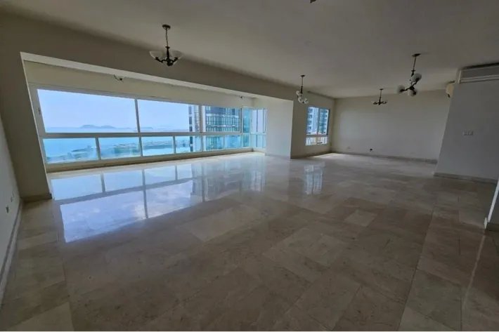 Alquiler de apartamento con vista al mar en PH Vista Marina, Avenida B...