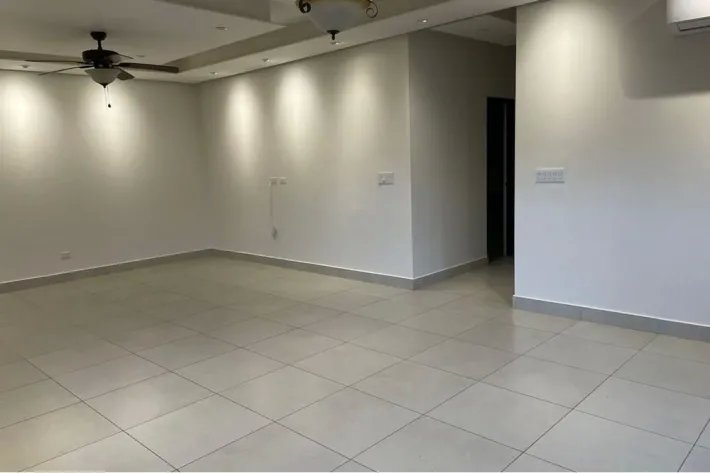 Se vende apartamento en PH Embassy Gardens, Clayton