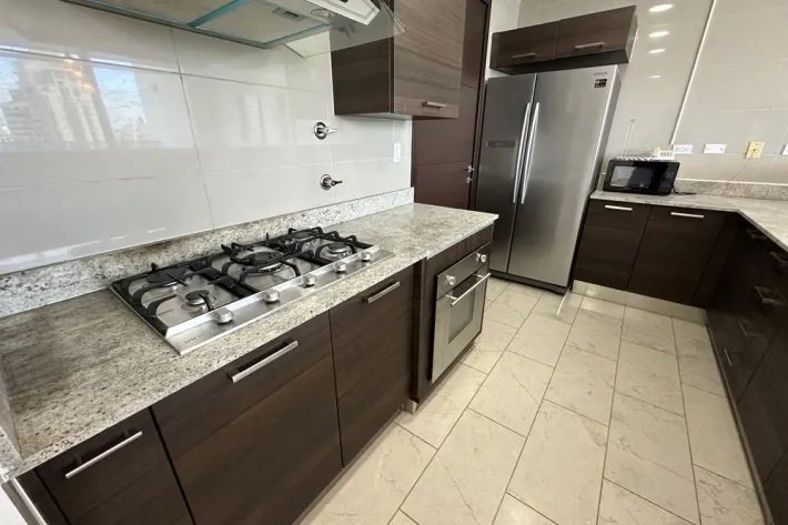 Venta de apartamento en Grand Tower, Punta Pacifica