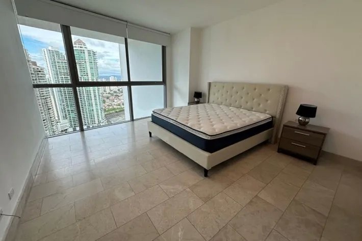 Venta de apartamento en Grand Tower, Punta Pacifica