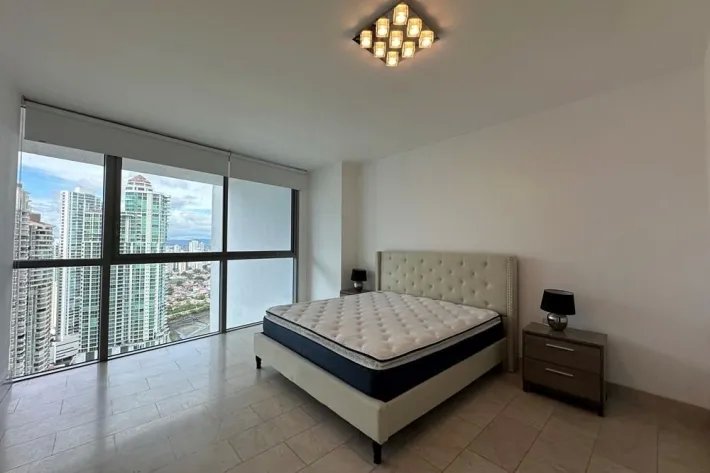 Venta de apartamento en Grand Tower, Punta Pacifica