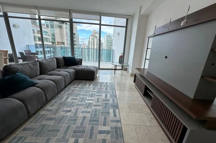 Venta de apartamento en Grand Tower, Punta Pacifica