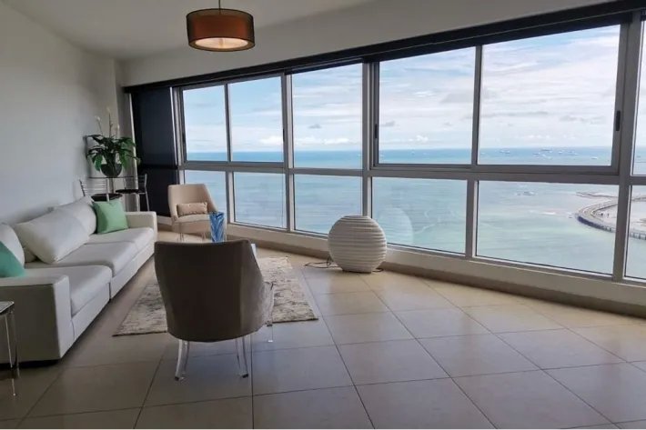 Venta de apartamento en Avenida Balboa, Panamá