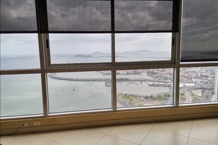 Alquiler de apartamento en Avenida Balboa, Panamá