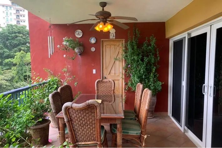 Beach apartment for sale in Punta Barco Resort