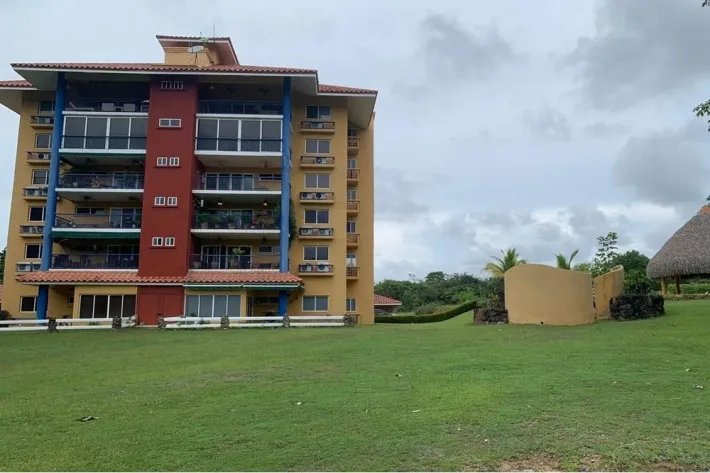 Beach apartment for sale in Punta Barco Resort