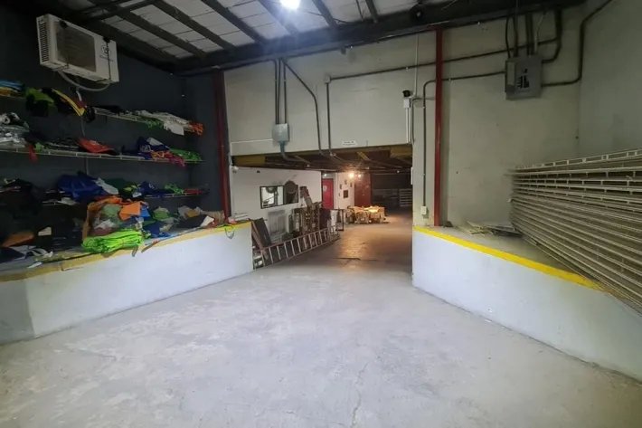 Venta de bodega en La Locería, Betania