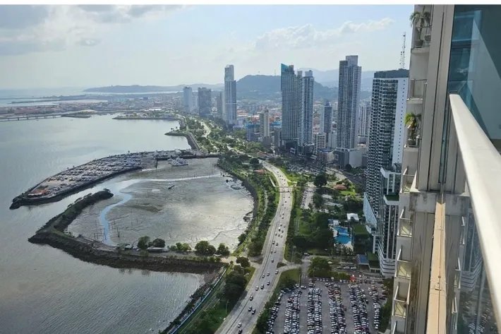 Se vende apartamento en PH Waters On The Bay, Avenida Balboa, Panamá