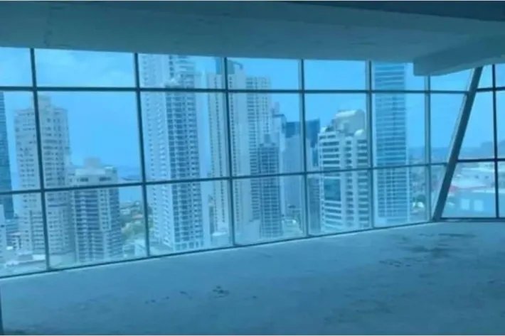 Ganga - Venta de oficina en gris en Ciudad de Panamá