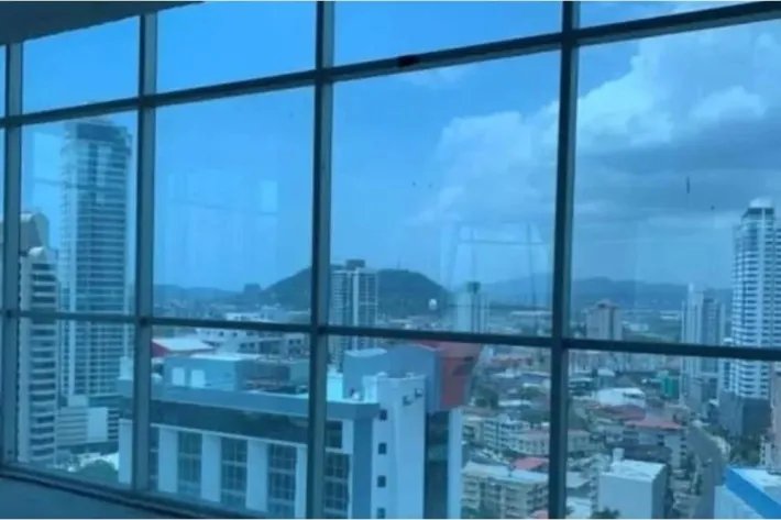Ganga - Venta de oficina en gris en Ciudad de Panamá